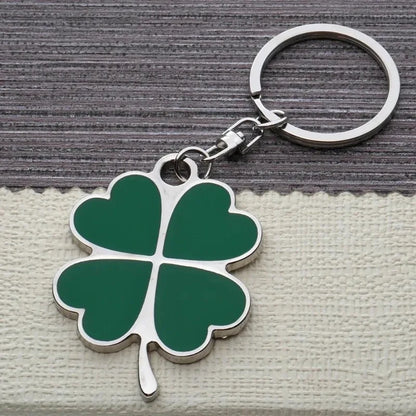 Fashion Creative Green Leaf Keychain Lucky Four-leaf Clover Design Exquisite Simple New Niche Holiday Gift Key Ring Accessory